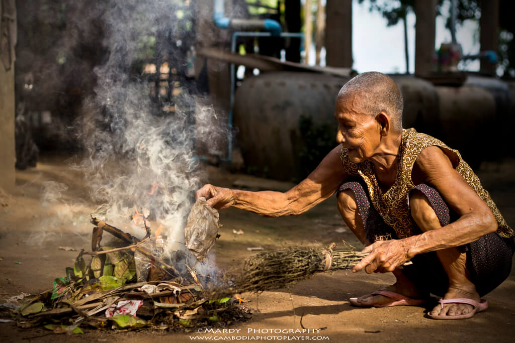 Khmer People © Mardy Suong