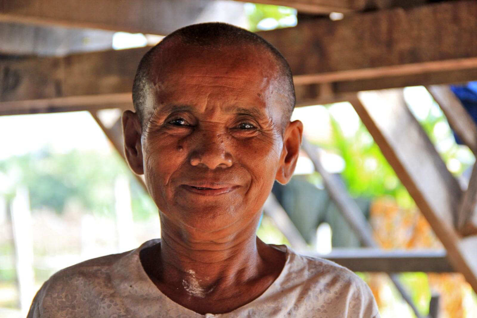 Cambodia-Smile-Woman