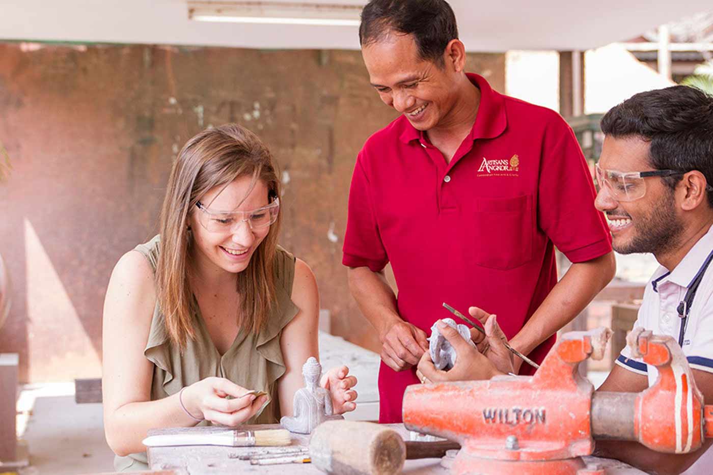 Artisans Angkor - Besuch der Werkstätten in Siem Reap