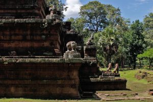 Phimeanakas: The celestial temple at Angkor