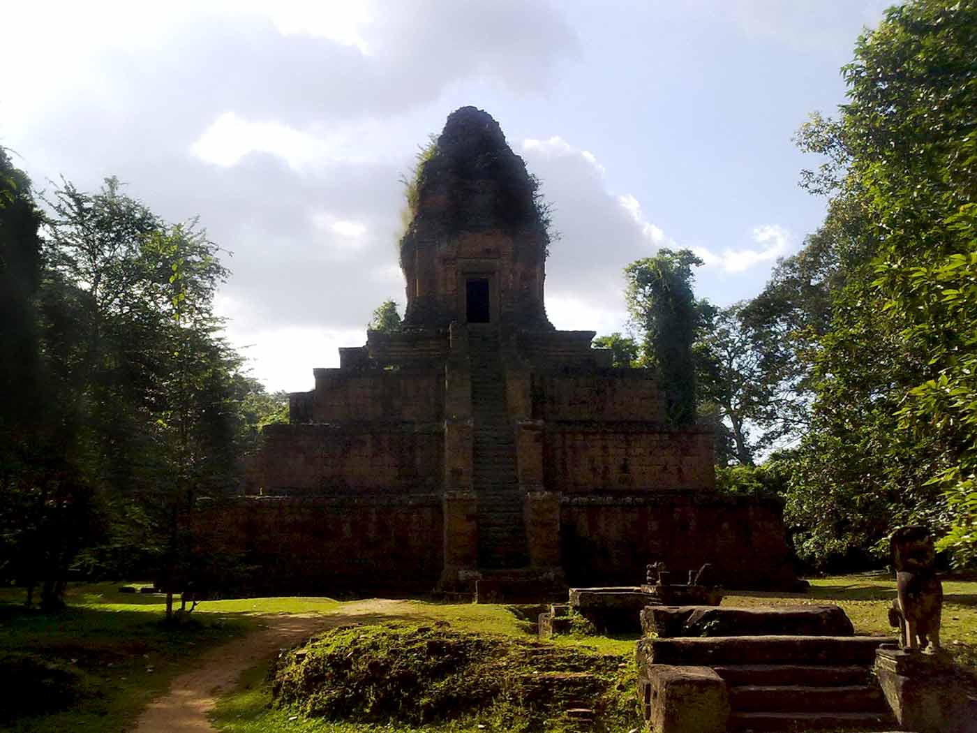 Baksei Chamkrong - Angkor Temple, Cambodia