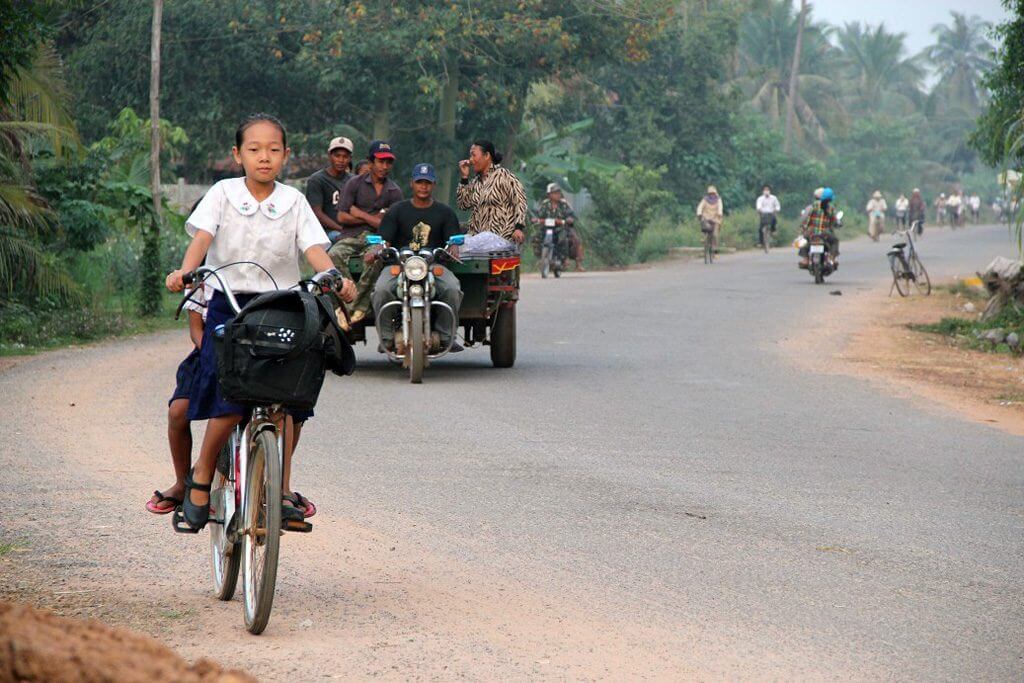 Landstraße in Siem Reap