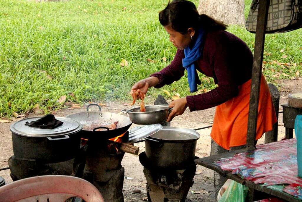 Kleines Streetfood Restaurant im Angkor Park