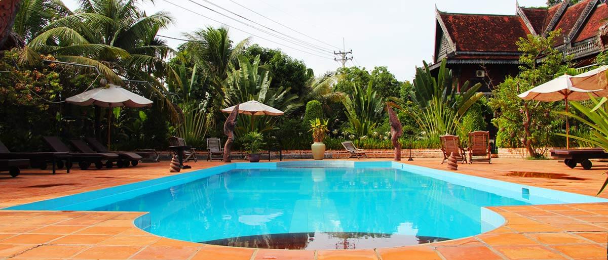 Pool im Angkor Spirit Palace in Siem Reap