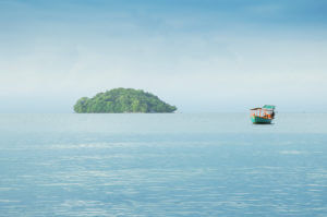 Blick auf das Meer am Otres Beach in Sihanoukville, Kambodscha