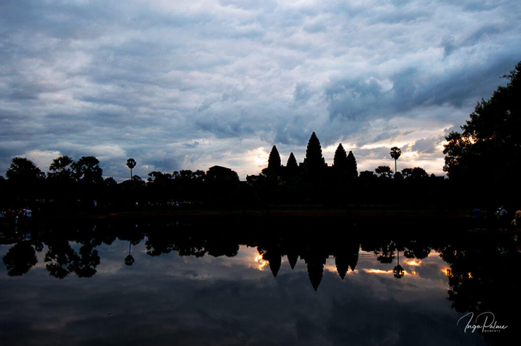 Angkor Wat - Sonnenaufgang, Wasserbecken im Süden - ISO 100