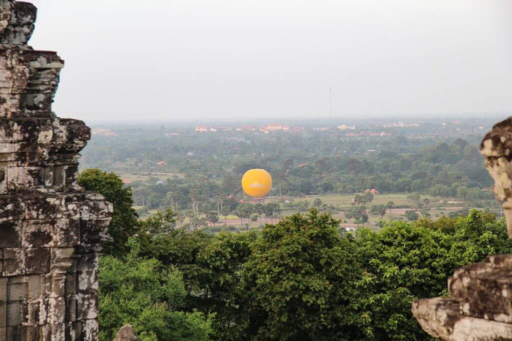 phnom bakheng aussicht ballon gelb