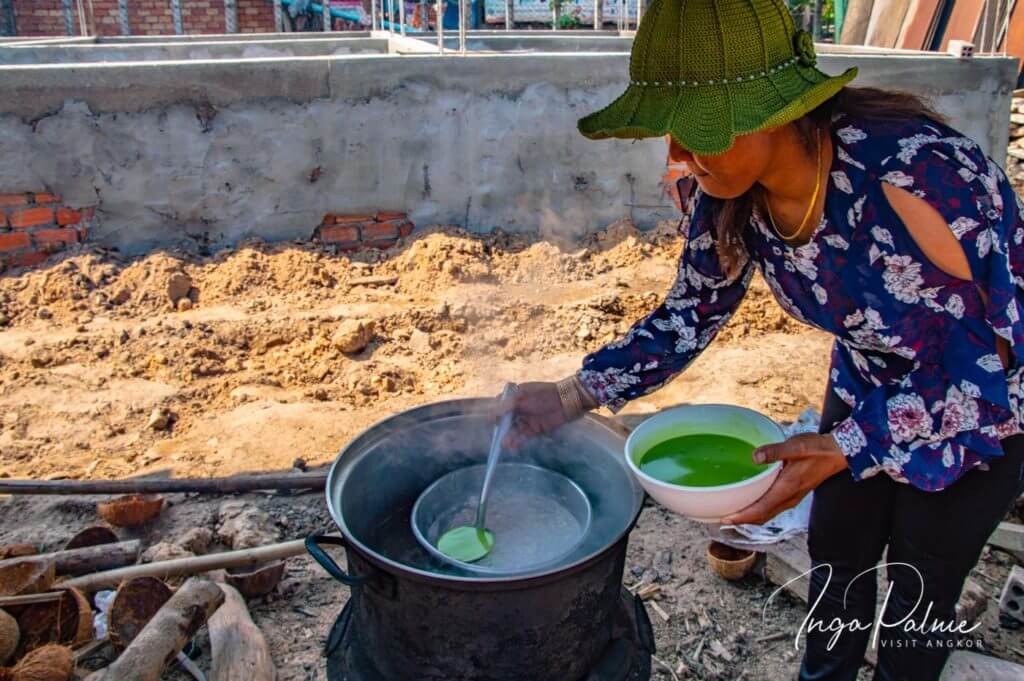 dine with locals cambodia 30