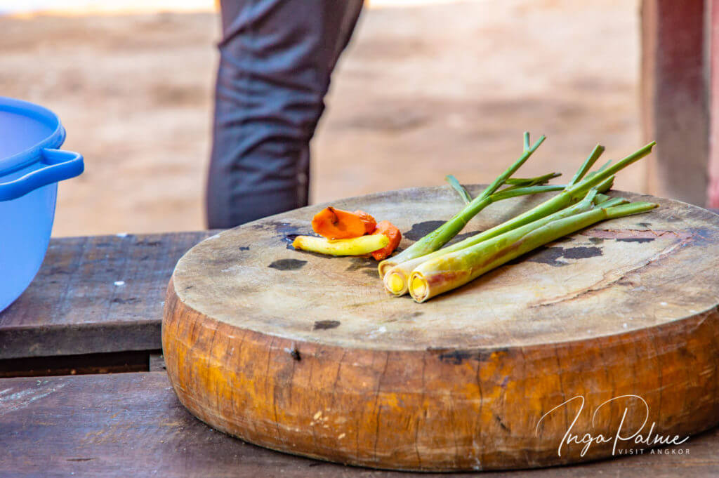 dine with locals cambodia 32