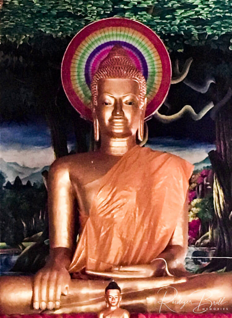 Der Marvirak Chey Mutrea - Buddha Geste