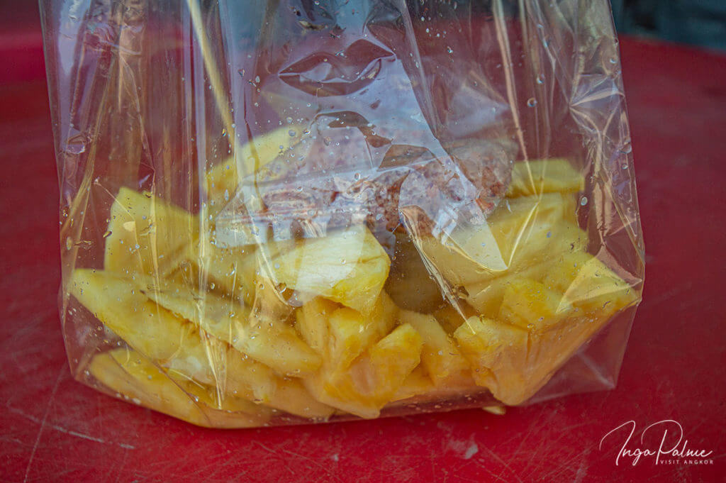 ananas sauer sauce tuete staebchen kambodscha