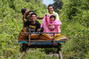 bambusbahn kambodscha battambang