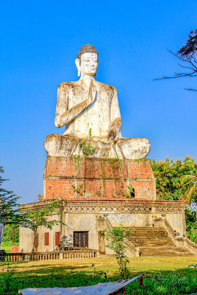 buddha battambang provinz kambodscha