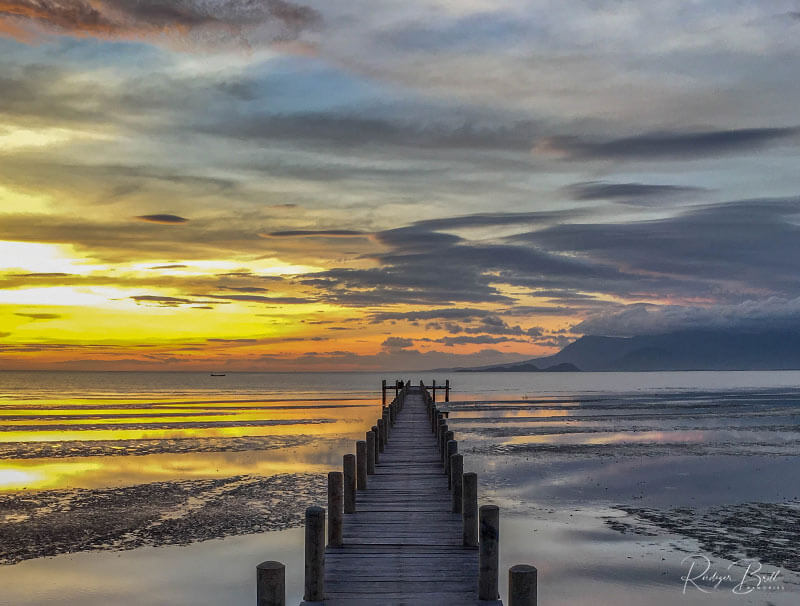 Sonnenuntergang am Meer in Kep, Foto: Rüdiger Brill