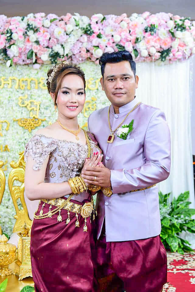 kambodschanische hochzeit brautpaar kostuem vutha zaza 5 von 5 1