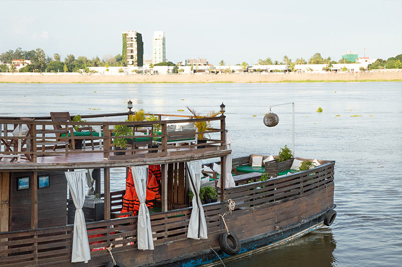 Boot, mit dem man über den Tonle Sap und den Mekong fahren kann. 