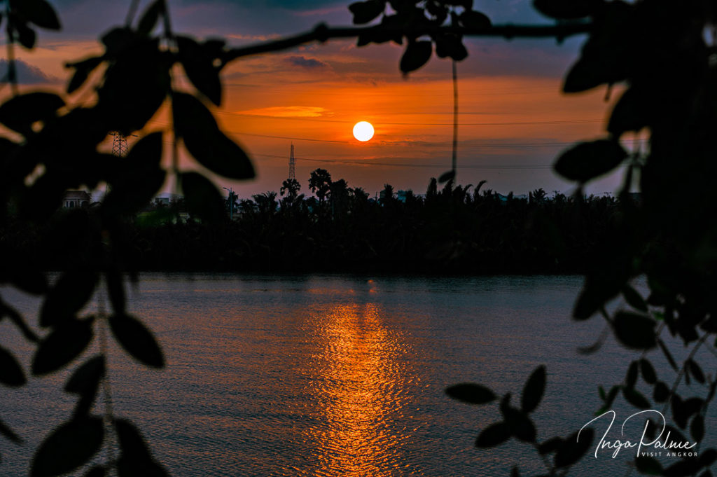 sonnenaufgang kampot flussufer