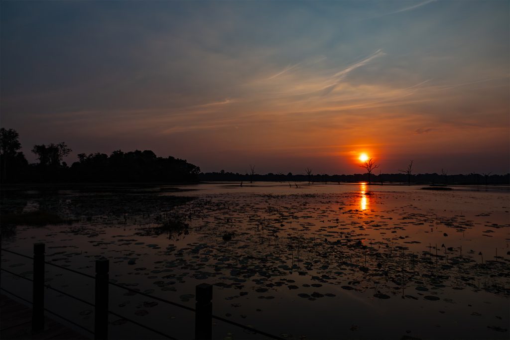 Stille Tage in Angkor - zwischen Tempeln, Licht und Zeit 8 sonnenuntergang neak pean 3