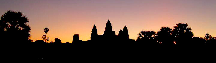 Sunrisee at Angkor during heliotrope