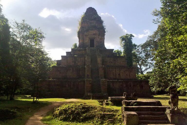 Baksei Chamkrong - Cambodia
