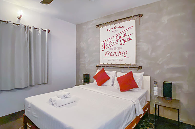 Bedroom in Aquarius Hotel, Phnom Pen - Cambodia