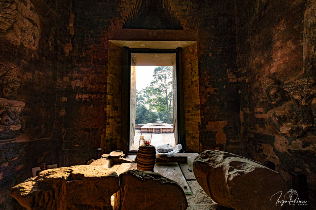 prasat kravan angkor tempel mittlerer turm eingang